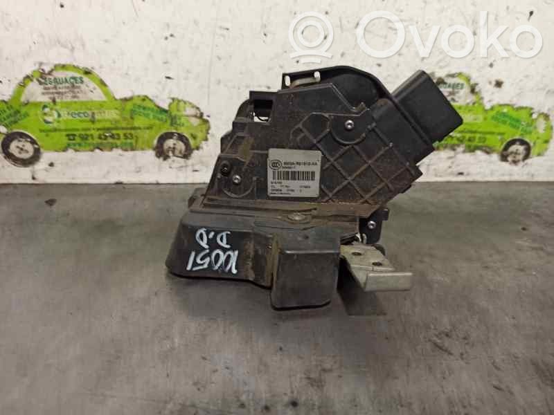 Ford Mondeo MK IV Priekšpusē slēdzene 
