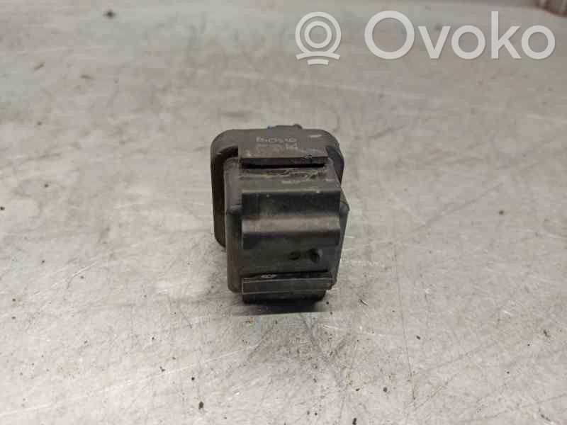Toyota Avensis T250 Módulo de fusible