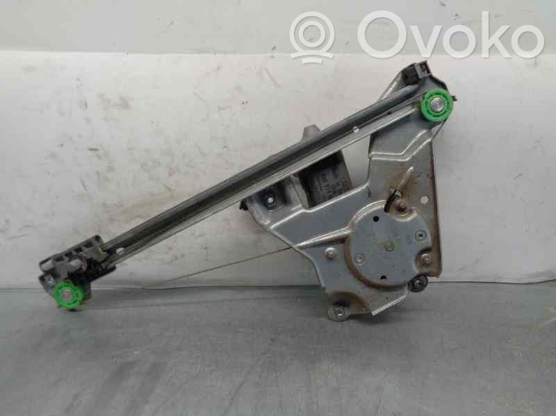 Audi 100 S4 C4 Meccanismo di sollevamento del finestrino posteriore senza motorino 
