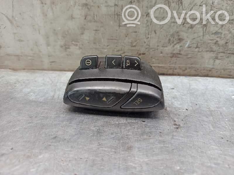 Toyota Corolla Verso E120 E121 Kruīza kontroles (autopilota) sviria 