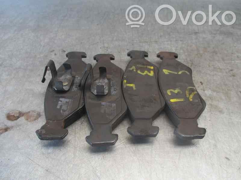Ford Fiesta Plaquettes de frein avant 