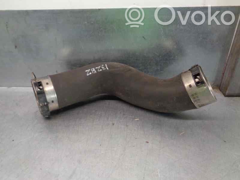 BMW 3 F30 F35 F31 Ilmastointilaitteen putki (A/C)