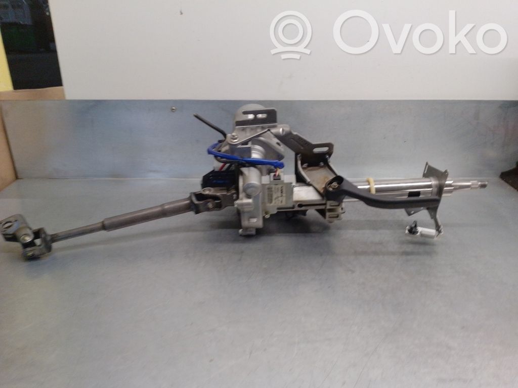 Nissan Qashqai+2 Ohjauspyörän akseli 