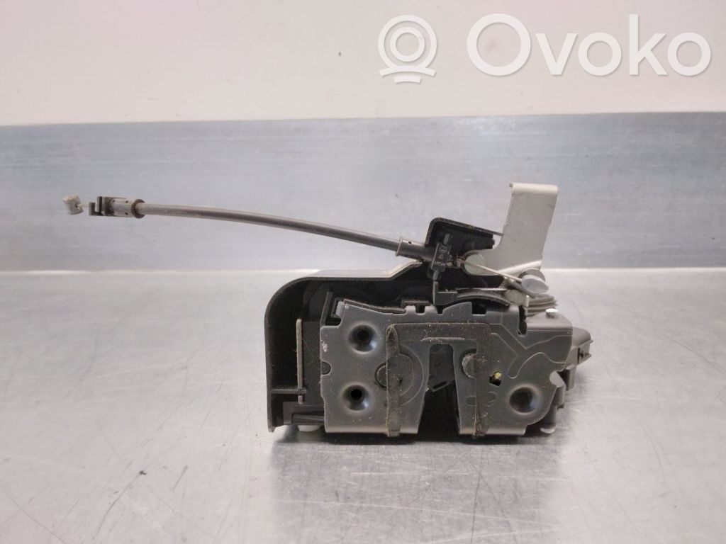 Ford Focus Zamek drzwi tylnych