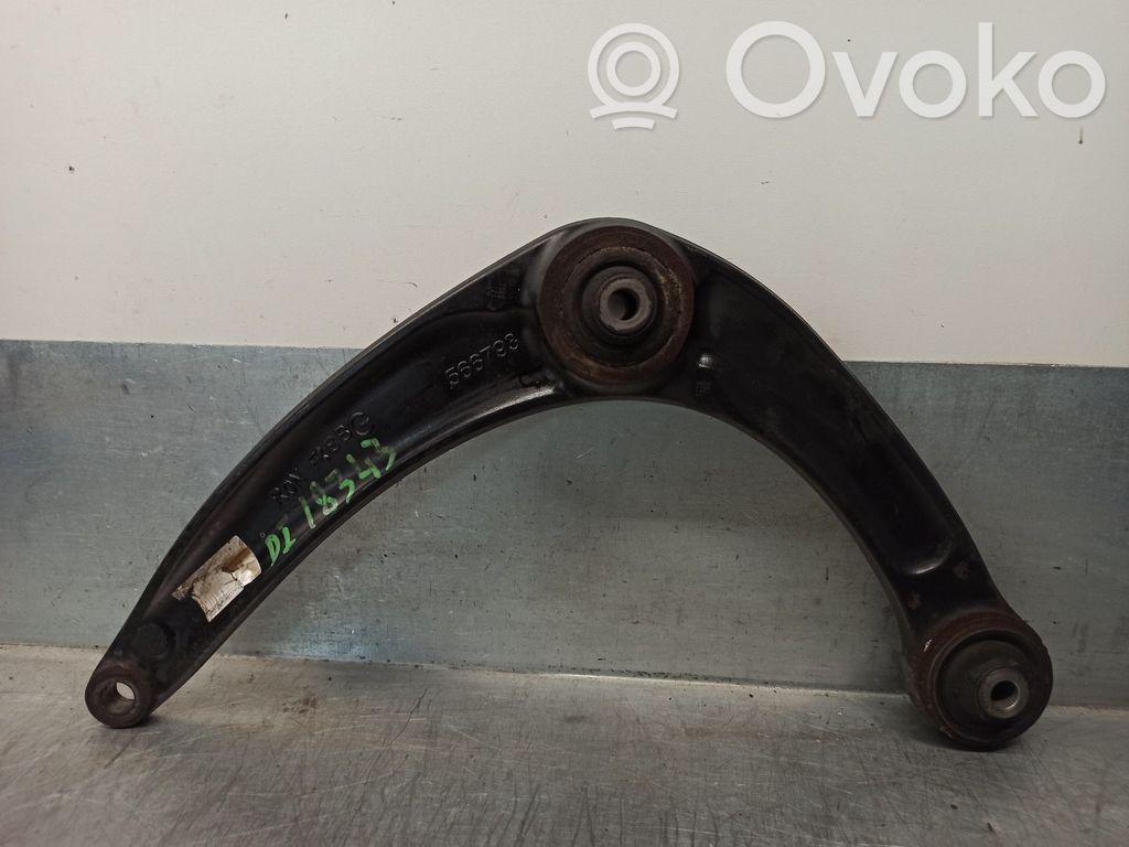 Citroen C4 Aircross Brazo de suspensión delantero 