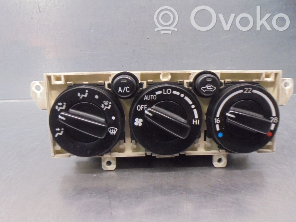 Toyota Avensis T220 Air conditioner control unit module 