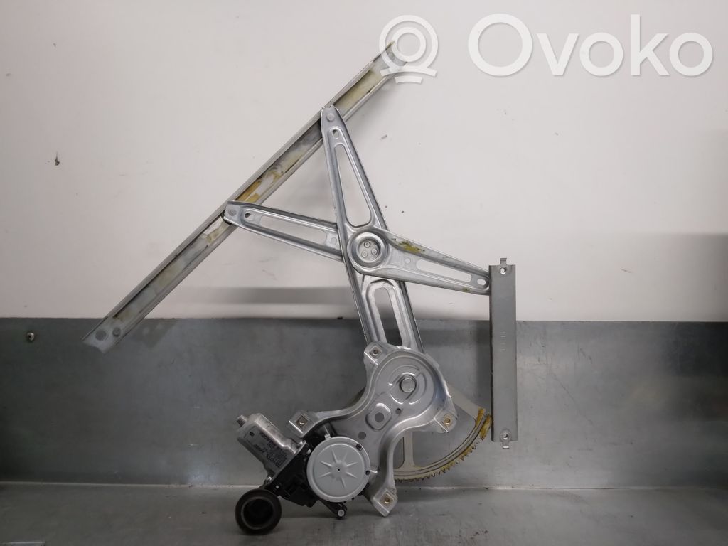 Toyota Yaris Etuoven sähkökäyttöinen ikkunan nostin 