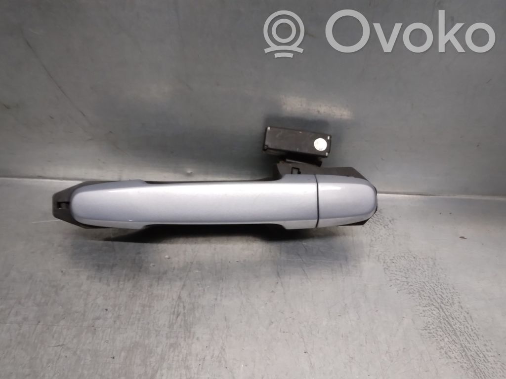 Toyota Corolla Verso AR10 Manecilla externa puerta trasera 