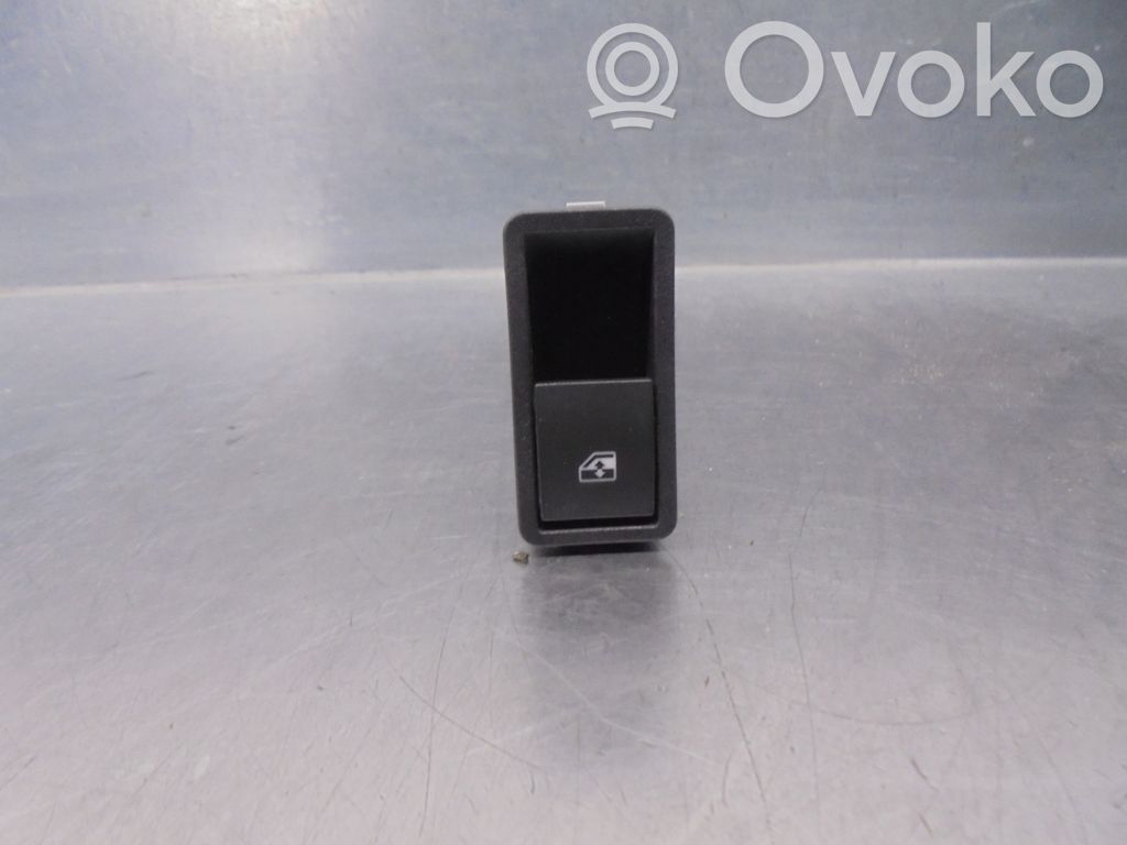 Opel Zafira B Interruptor del elevalunas eléctrico 