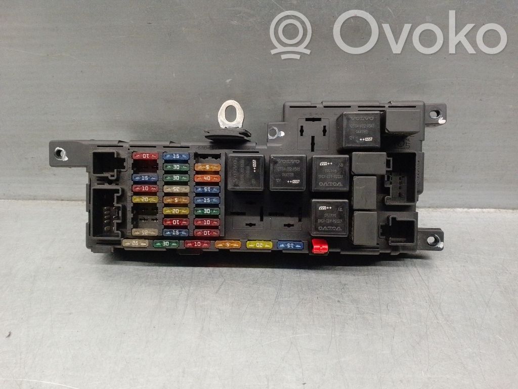 Volvo XC90 Drošinātāju kaste (komplekts) 