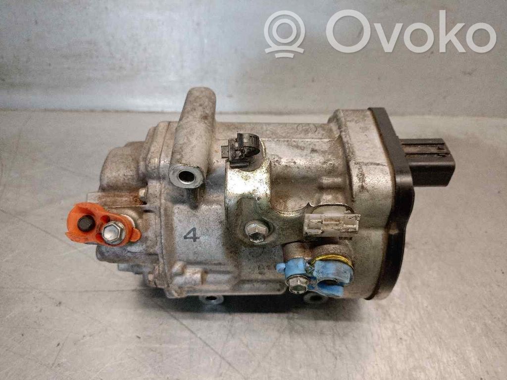 Toyota C-HR I Air conditioning (A/C) compressor (pump)