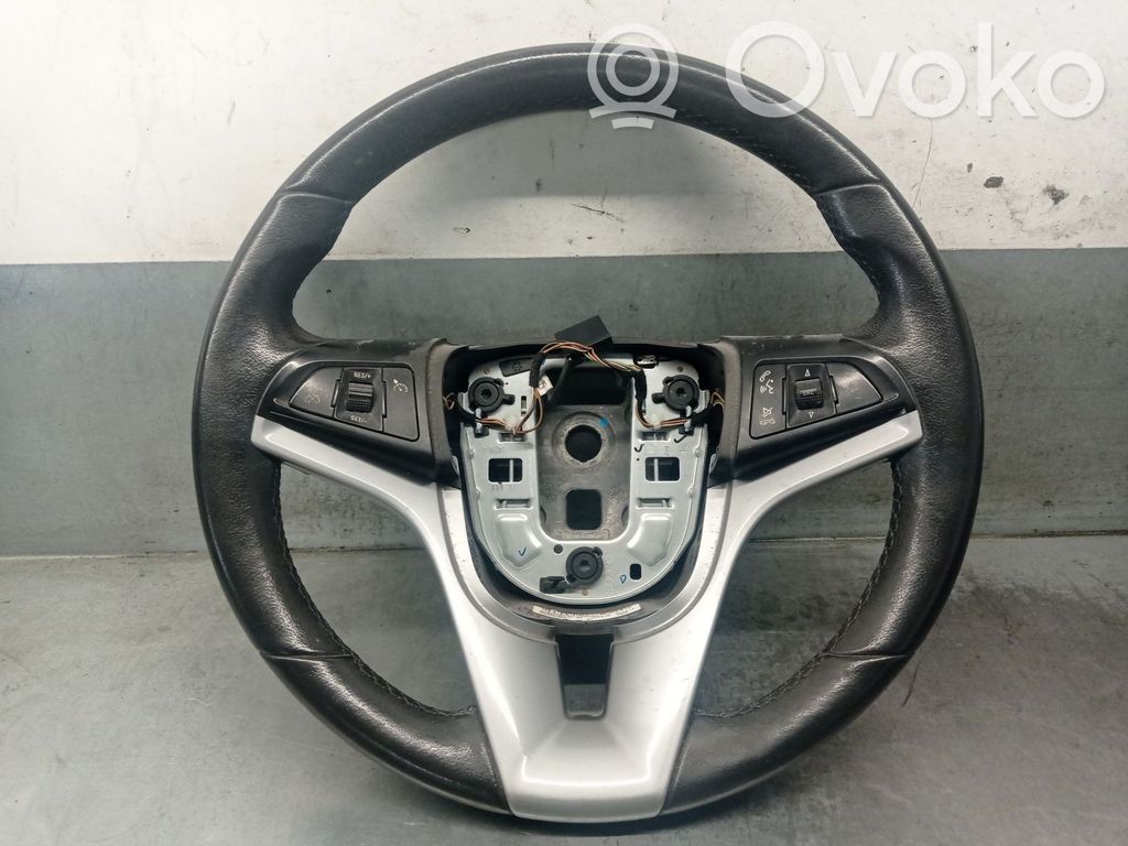 Chevrolet Orlando Ohjauspyörä 