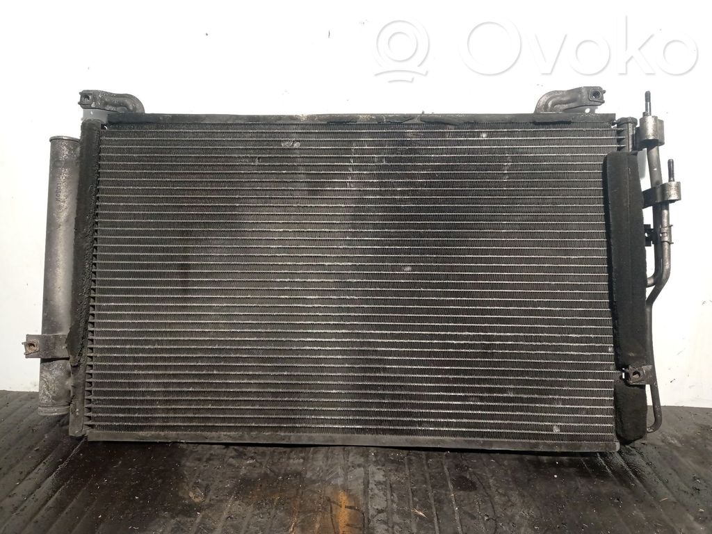 Hyundai Matrix Radiateur condenseur de climatisation 