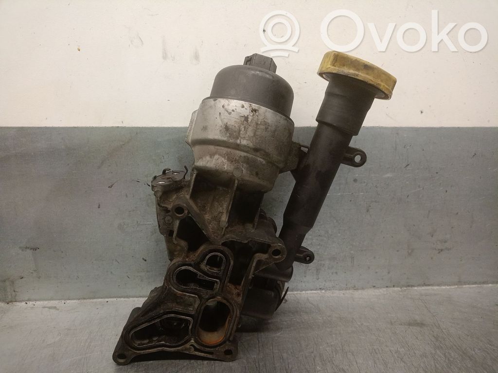 Fiat Linea Halterung Ölfilter / Ölkühler