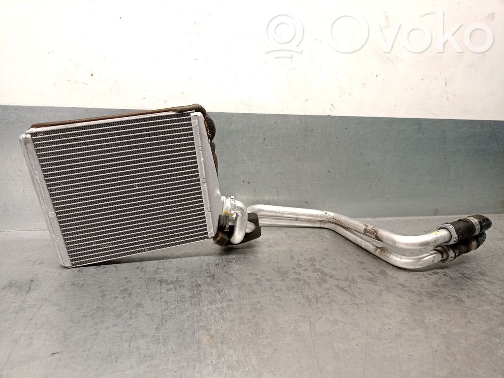 Volvo V60 Oro kondicionieriaus radiatorius aušinimo