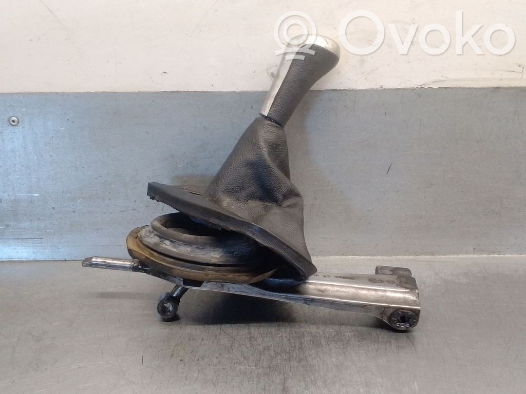 BMW 3 E90 E91 Pavarų perjungimo traukė 