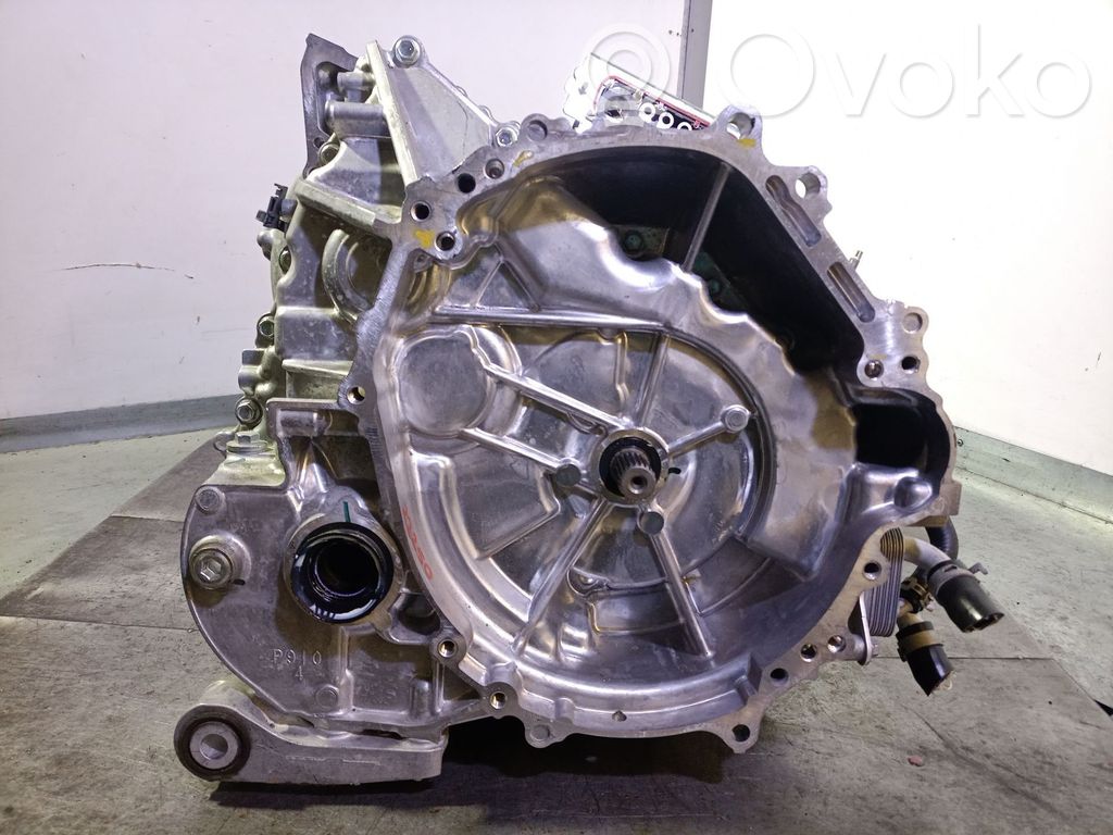 Toyota Yaris XP210 Caja de cambios manual de 5 velocidades 