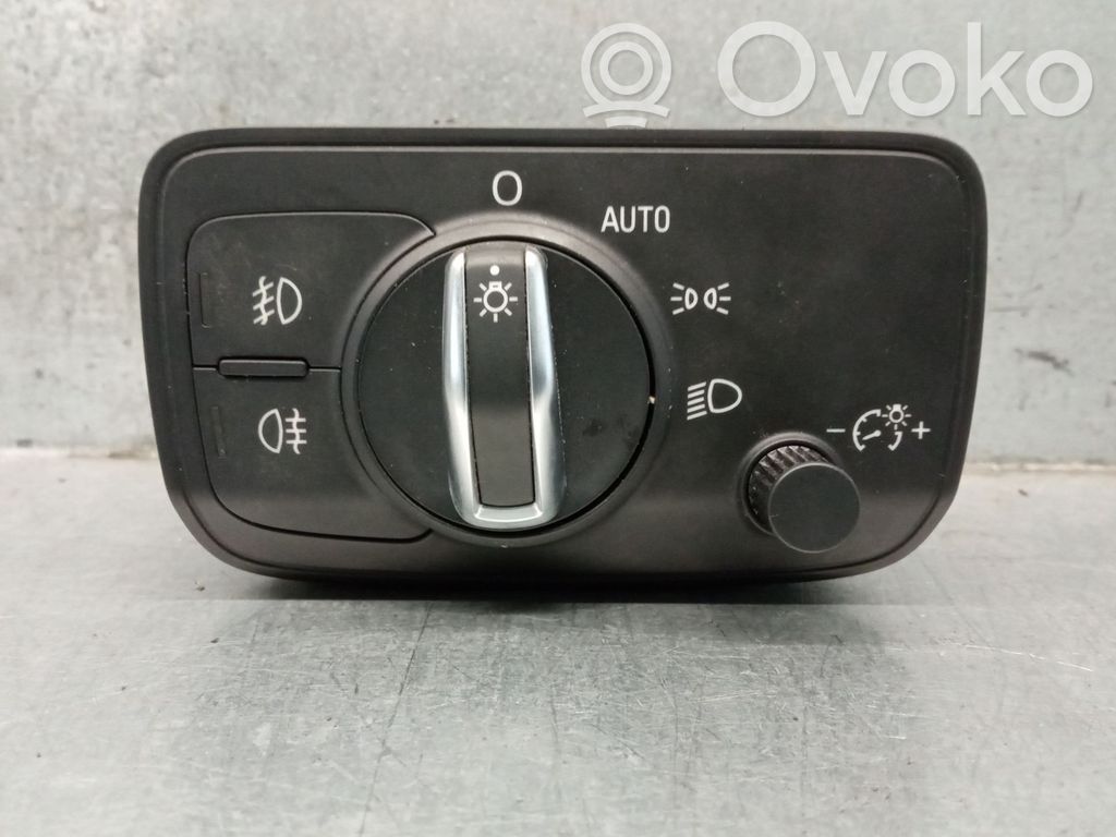 Audi A3 S3 8V Panelės apšvietimo reguliavimo jungtukas 