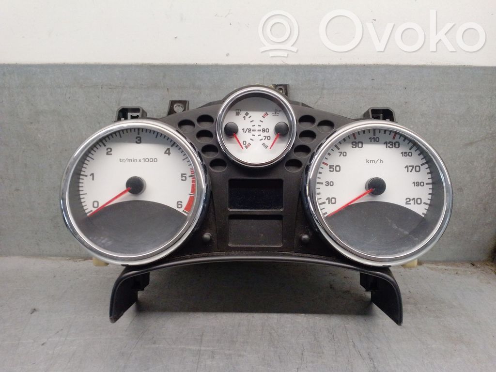 Peugeot 207 Geschwindigkeitsmesser Cockpit 