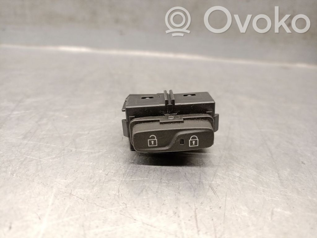Volvo V40 Monikäyttöinen ohjauskytkin/nuppi 