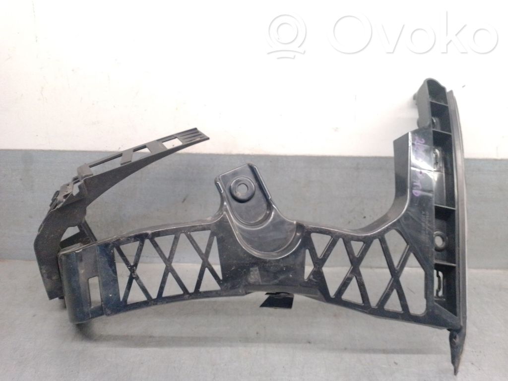 Mercedes-Benz CLA C118 X118 Soporte del parachoques delantero