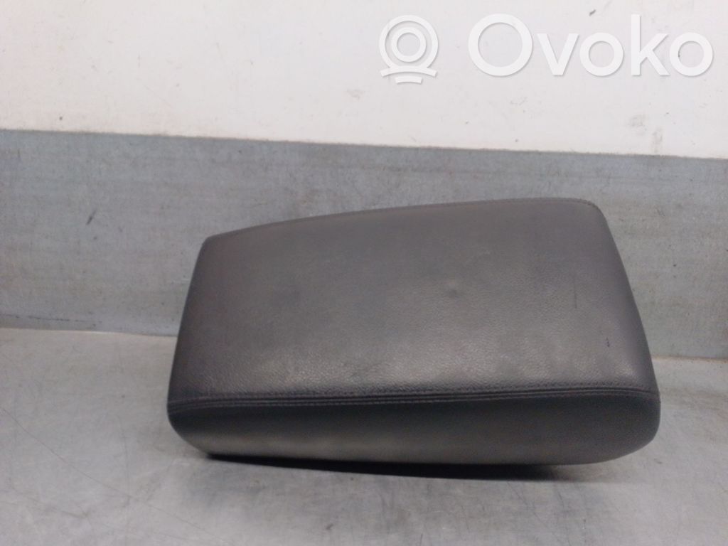 Audi A6 C7 Armlehne