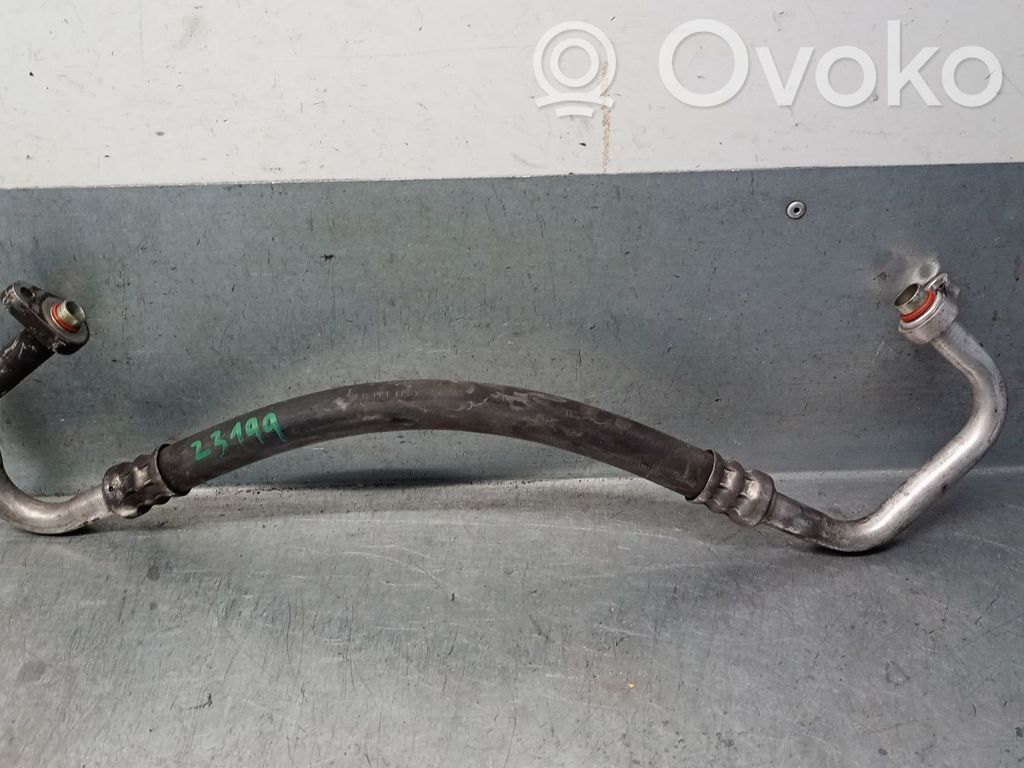 Ford Focus Ilmastointilaitteen putki (A/C) 