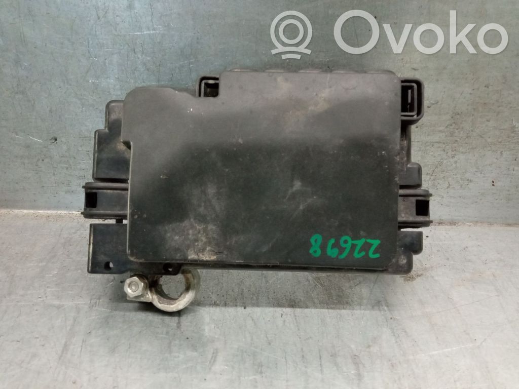 Volkswagen Taigo Set scatola dei fusibili