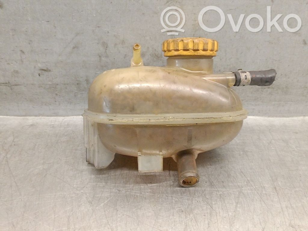 Opel Corsa C Kraftstoff-Ausgleichsbehälter 