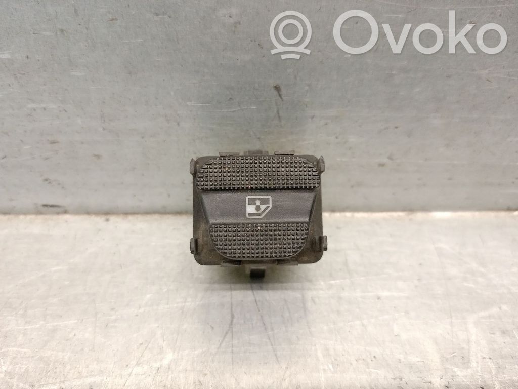 Volkswagen Golf SportWagen Interrupteur commade lève-vitre 