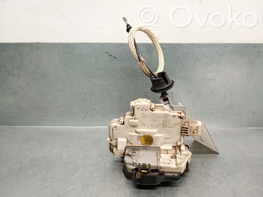 Audi A6 S6 C6 4F Front door lock