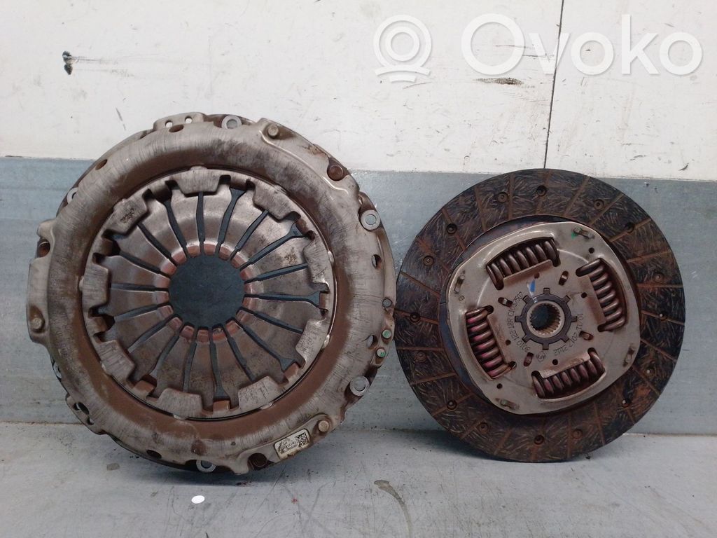 Nissan Micra C+C Kit ambreiaj