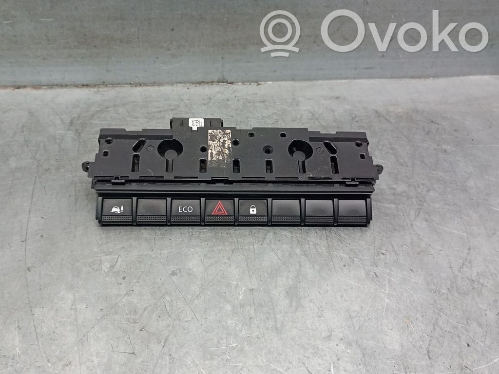 Nissan NV400 Interruptor de control multifunción 