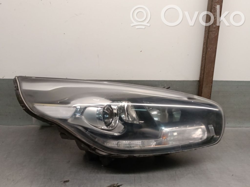 KIA Carens III Faro/fanale