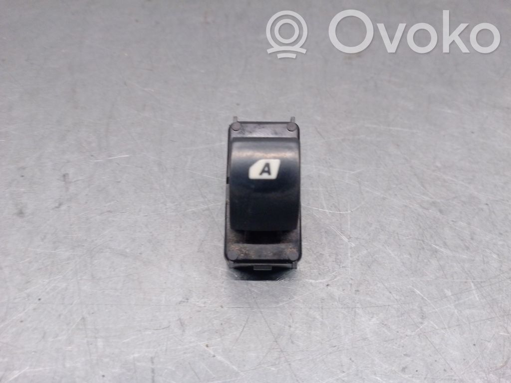 Peugeot Partner Interruptor del elevalunas eléctrico 