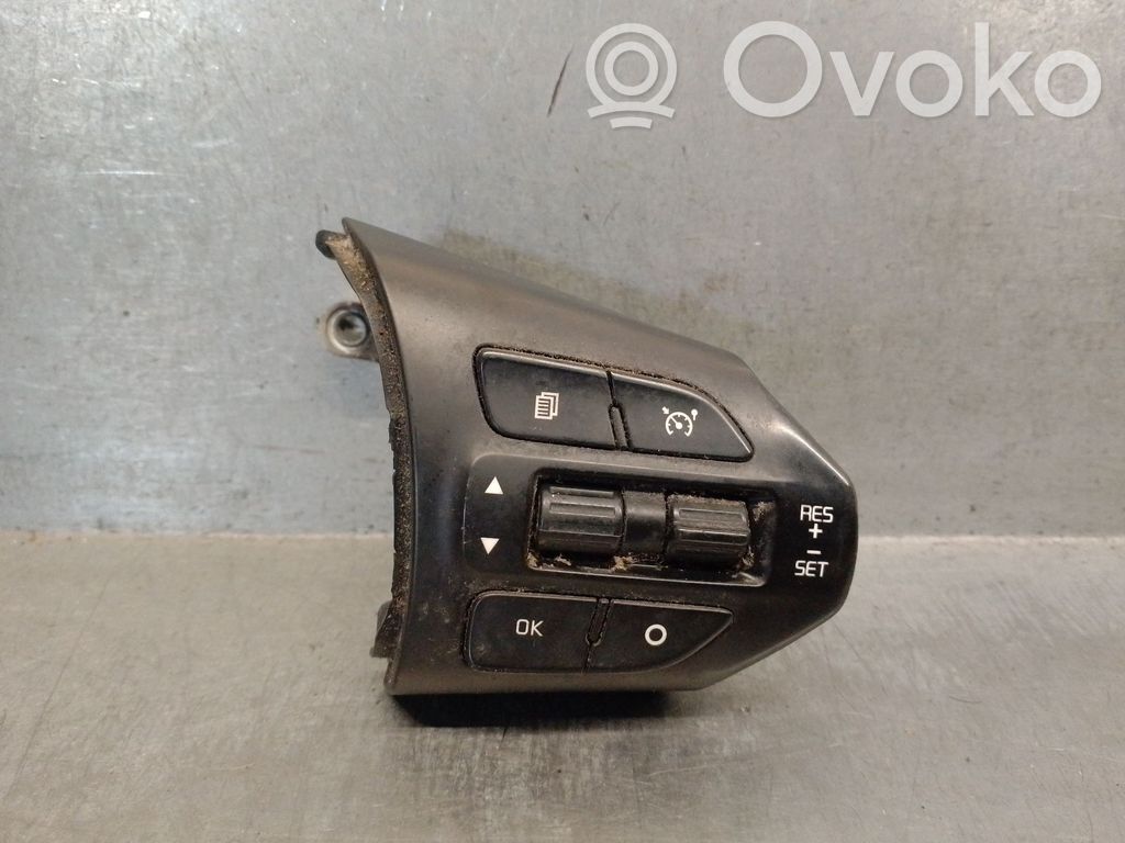 KIA Sorento Boutons / interrupteurs volant