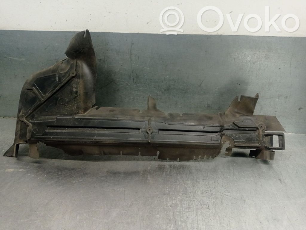 Opel Combo E Rejilla delantera 