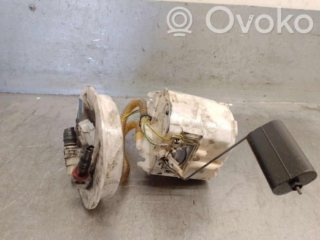 Ford Mondeo Mk III Bomba interna de combustible