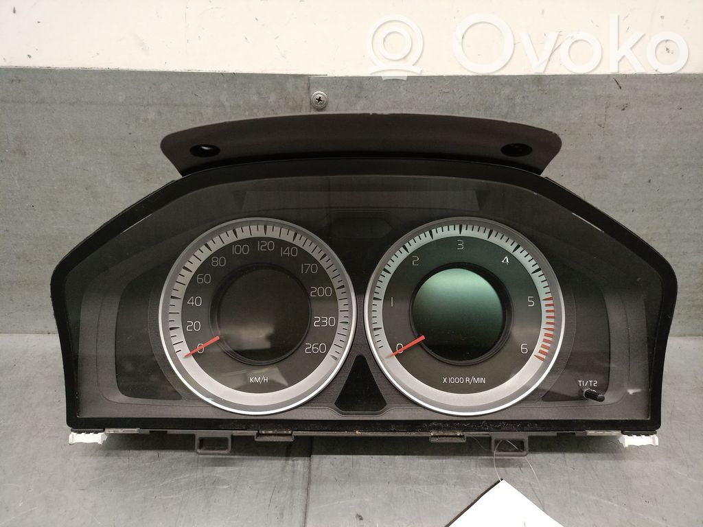 Volvo XC60 Nopeusmittari (mittaristo) 