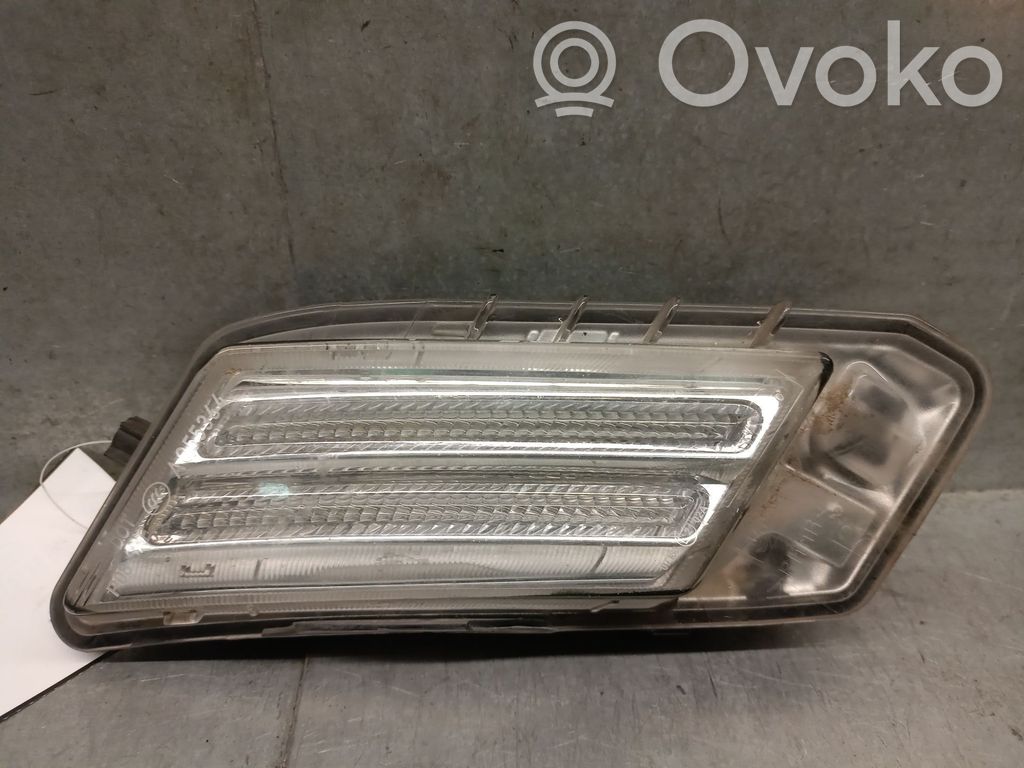 Volvo XC60 Priekšējais lukturis