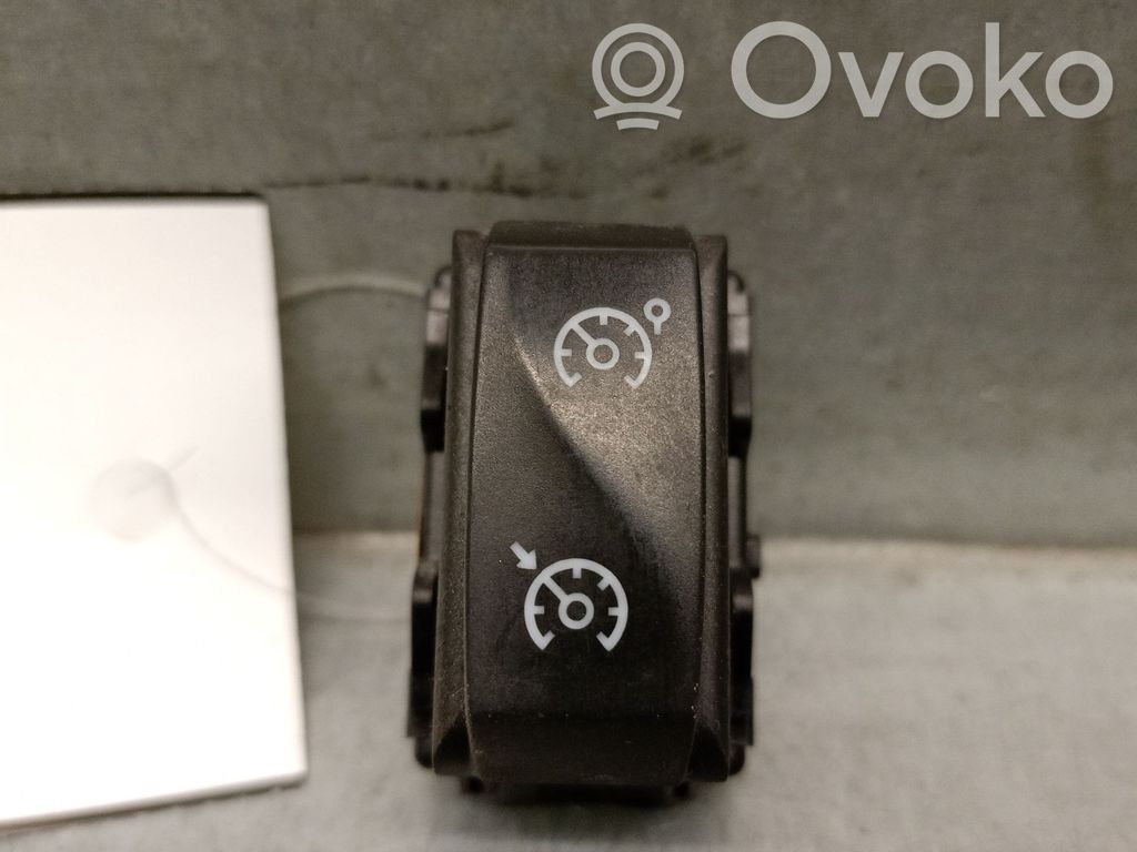 Dacia Logan II Interruptor de control multifunción 