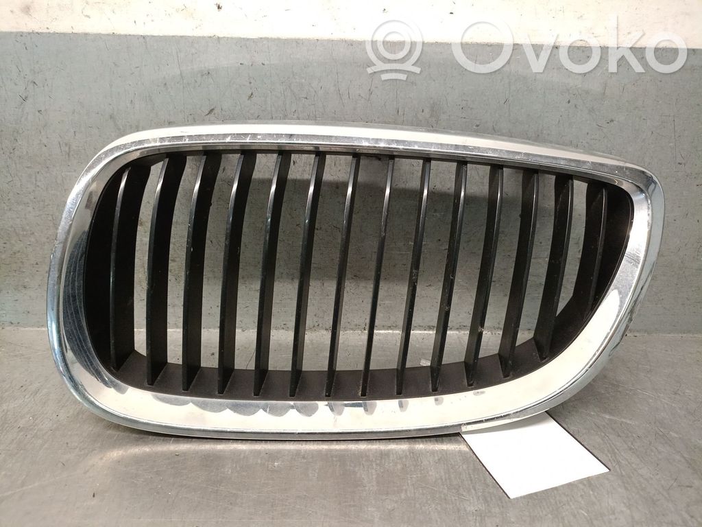 BMW 3 E90 E91 Priekšējais režģis 