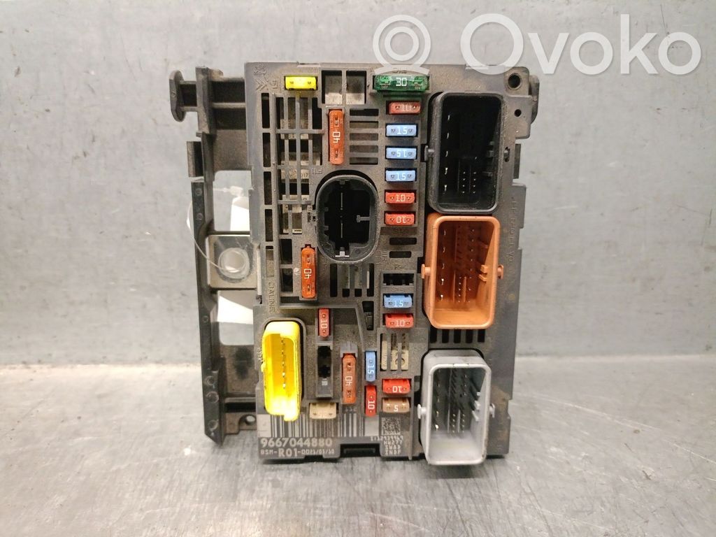 Citroen C4 I Picasso Set scatola dei fusibili 