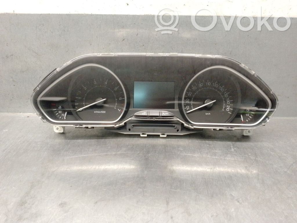 Peugeot 208 I Nopeusmittari (mittaristo) 