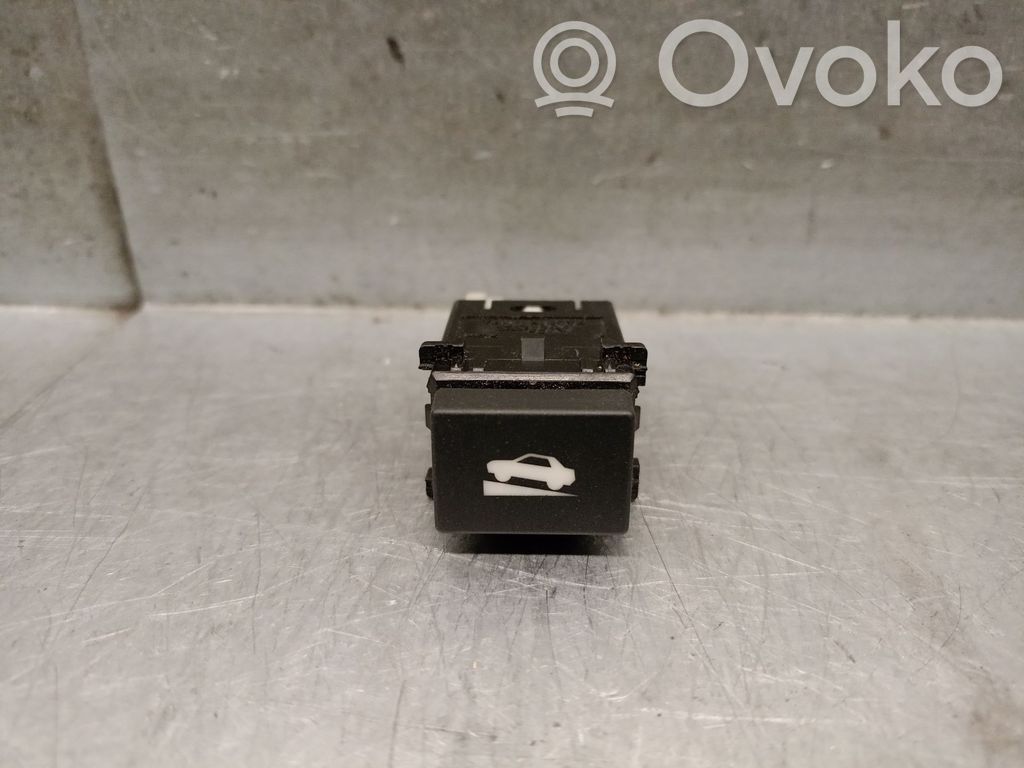Subaru Legacy Interrupteur / bouton multifonctionnel