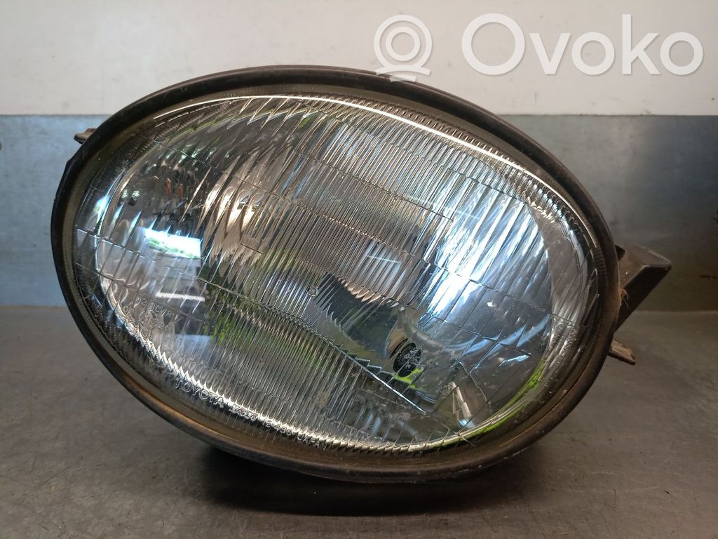 Toyota Corolla Verso E110 Faro/fanale