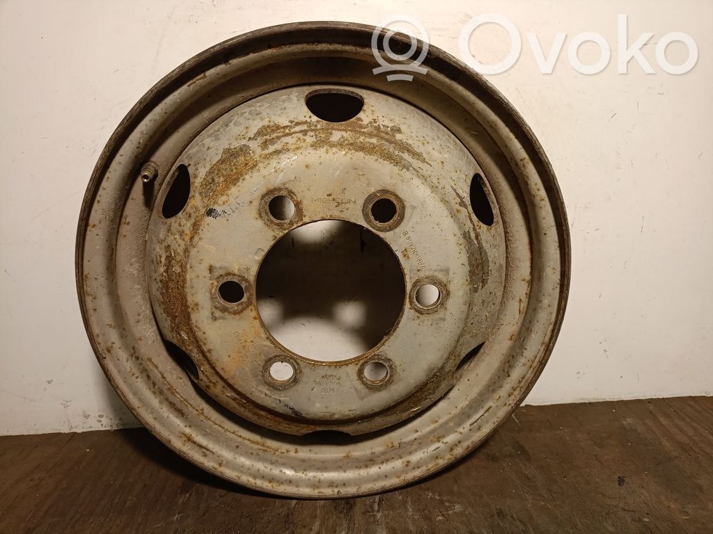 Iveco Daily 45 - 49.10 18 Zoll Leichtmetallrad Alufelge 