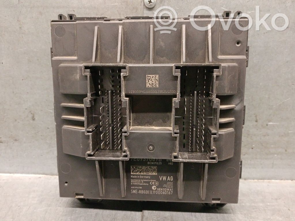 Volkswagen Amarok Sonstige Steuergeräte / Module 