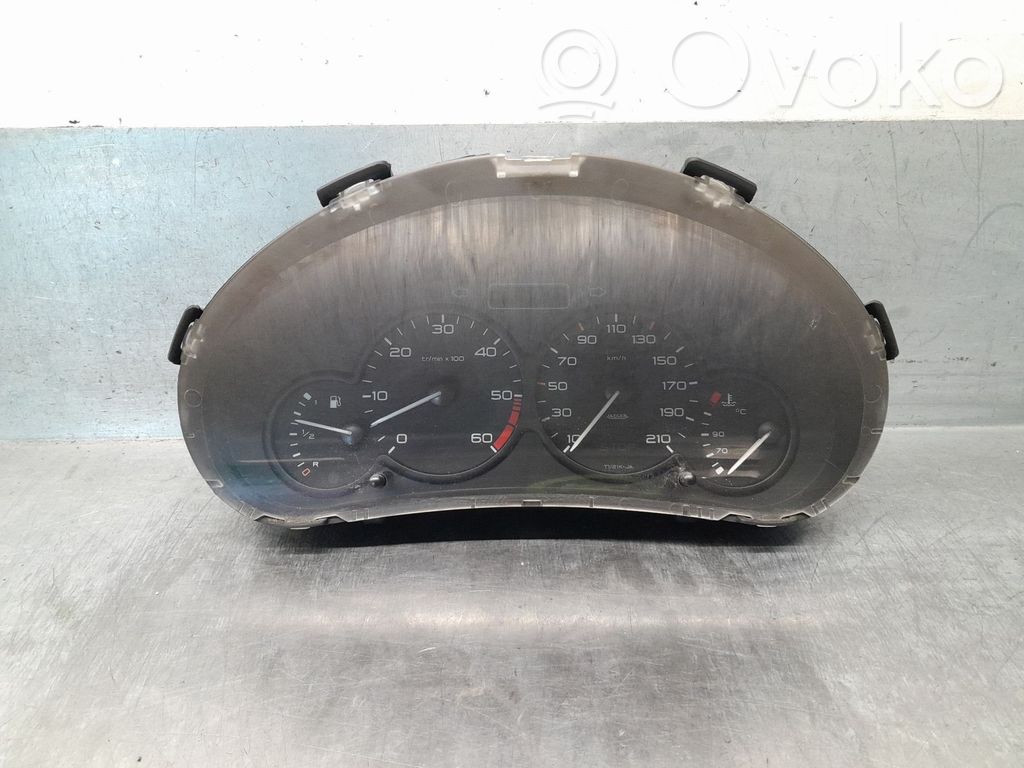 Peugeot 206 Speedometer (instrument cluster) 
