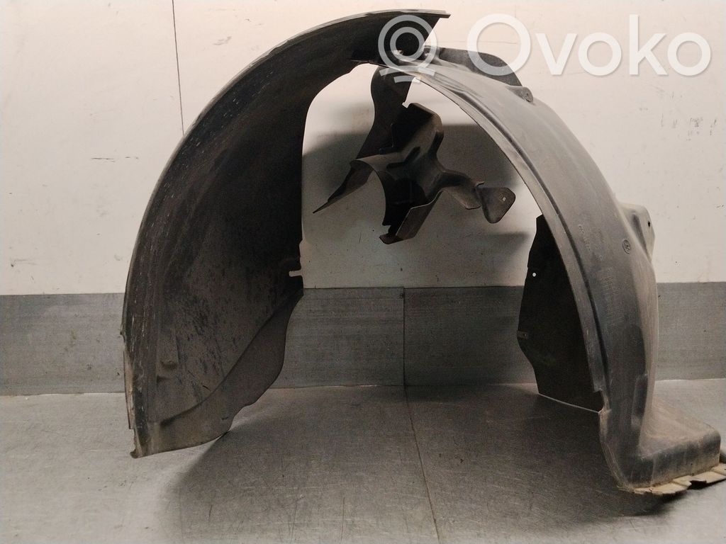 Land Rover Discovery Sport Nadkole przednie 